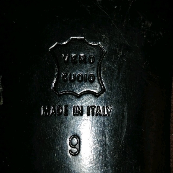 Casadei suede leather flame shoes. - Picture 4 of 10